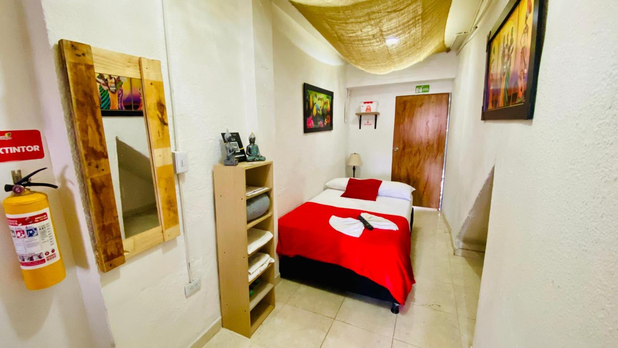 Apartment Frente Al Terminal De Q.